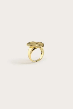 Lavish Alice Jewellery<Leora Hammered Effect Oval Gold Ring