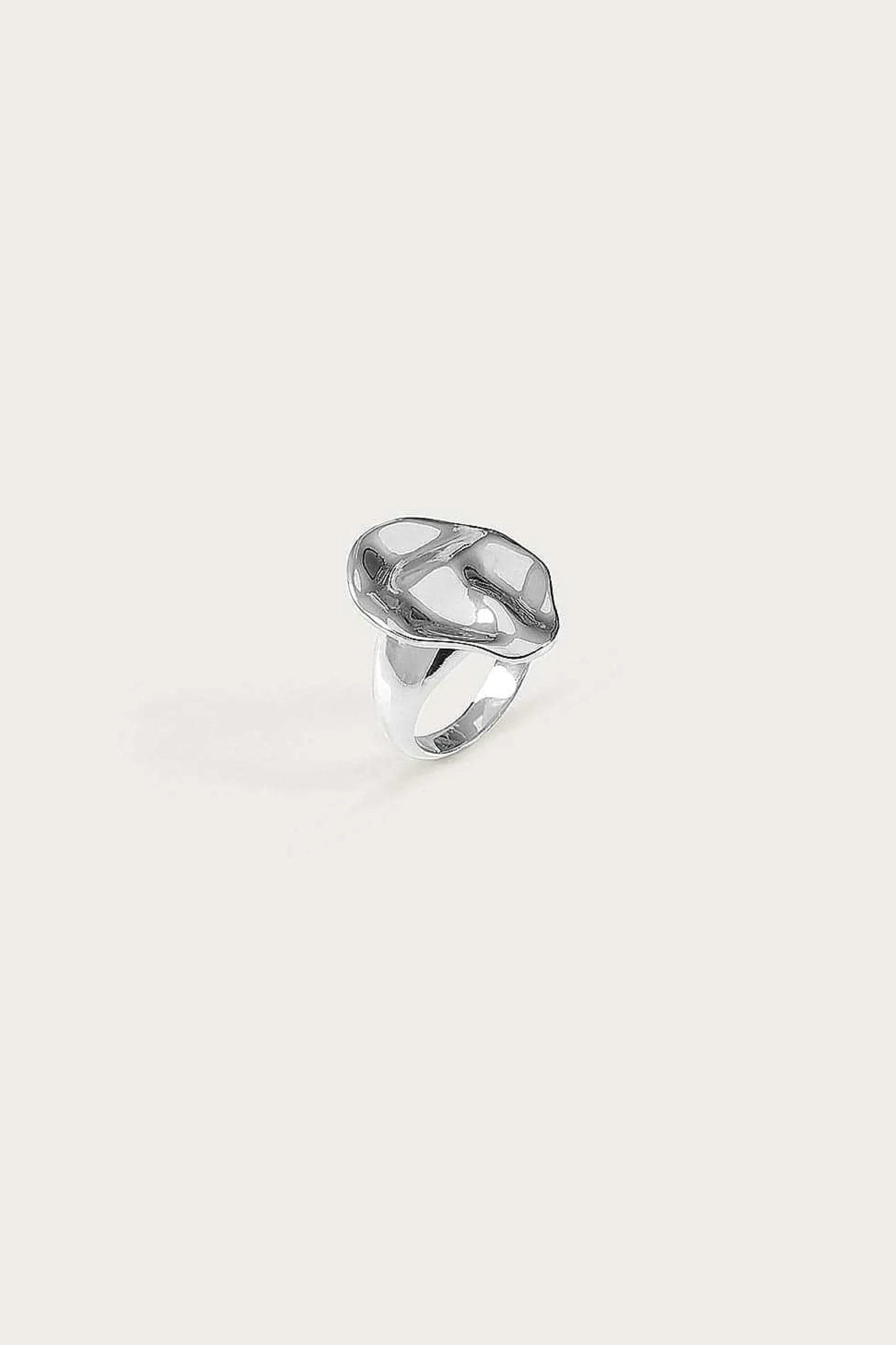 Lavish Alice Jewellery<Leora Hammered Effect Oval Silver Ring