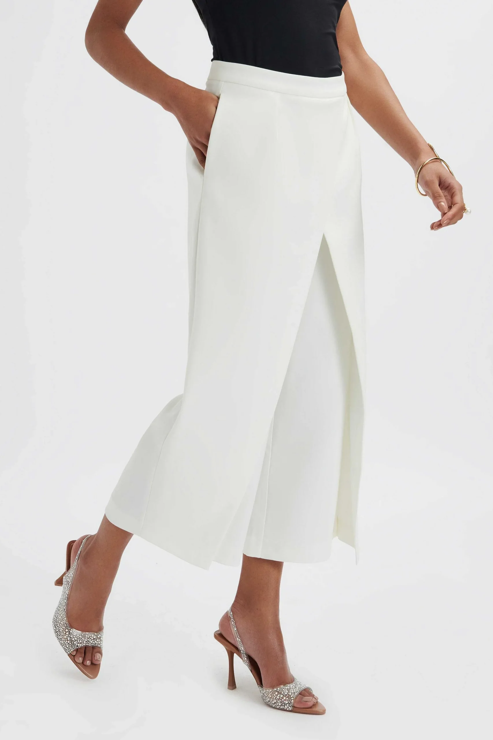 Lavish Alice Suiting<Siya Wrap Culotte Trousers In White